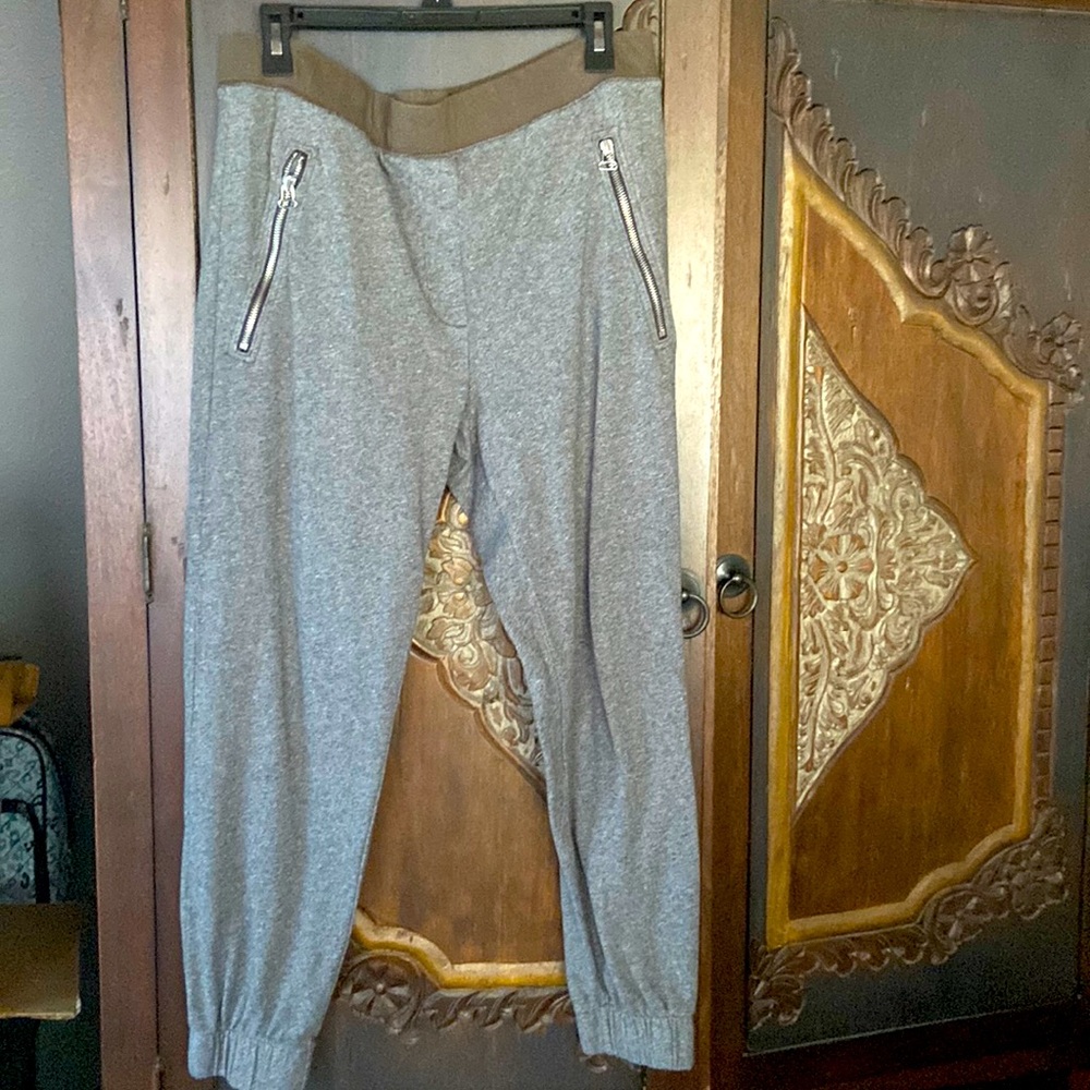 Gap joggers
